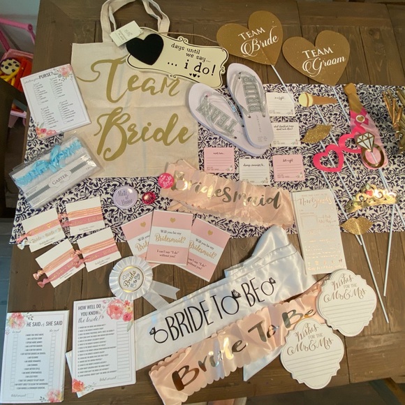 Bride Lot š° - Picture 1 of 16